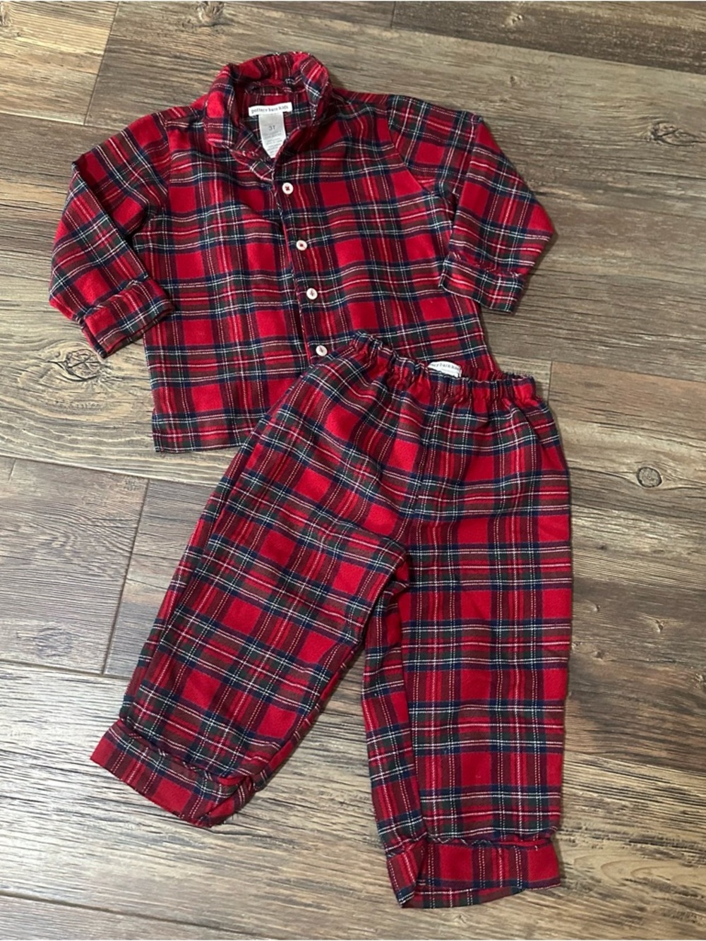 Pottery Barn Kids flannel Christmas pajama set red green plaid 3T boy or girl